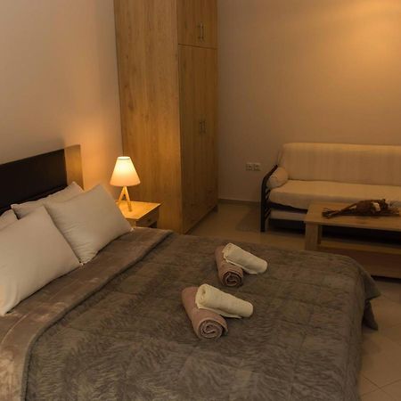 Central Luxury Studio Corinth Buitenkant foto