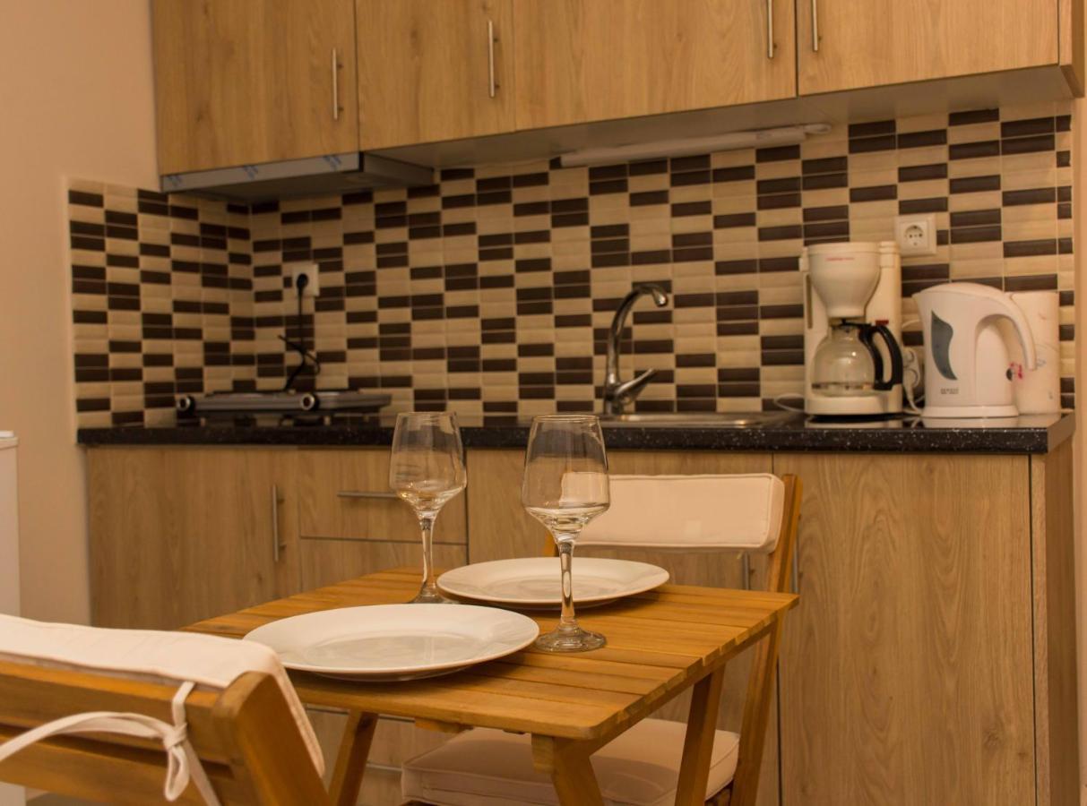 Central Luxury Studio Corinth Buitenkant foto