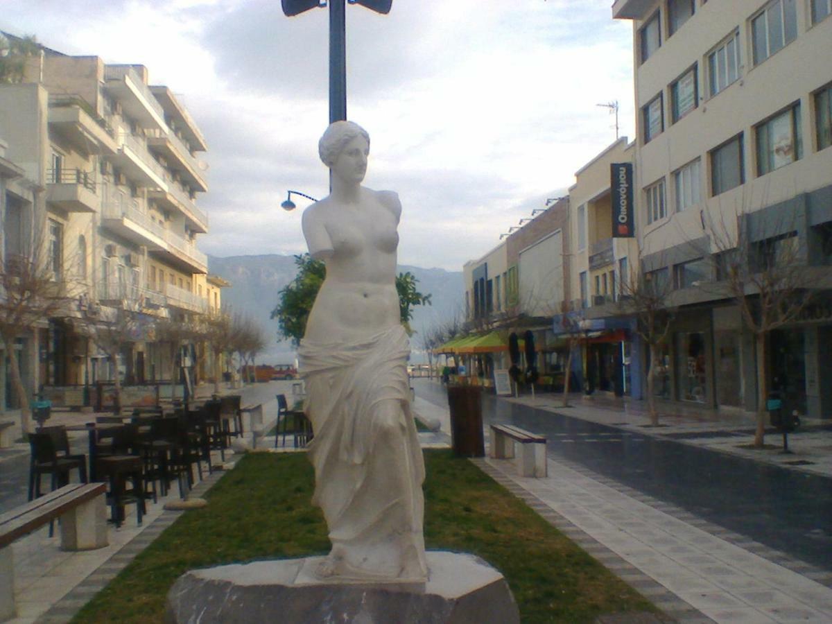 Central Luxury Studio Corinth Buitenkant foto